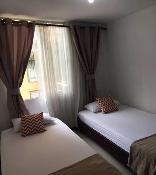 214 Three Bedroom Apartment Exclusive Area Cali